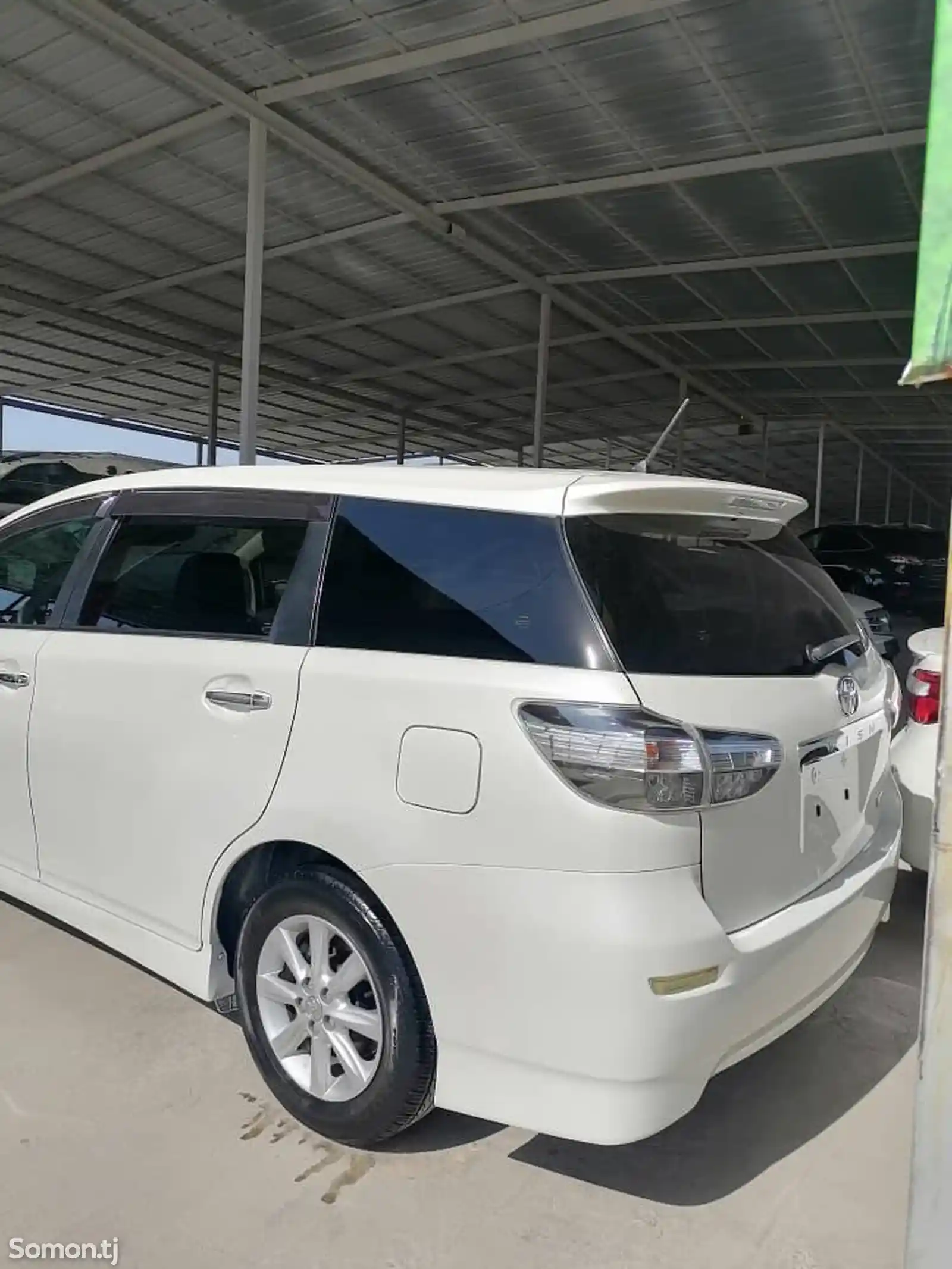 Toyota Wish, 2014-5