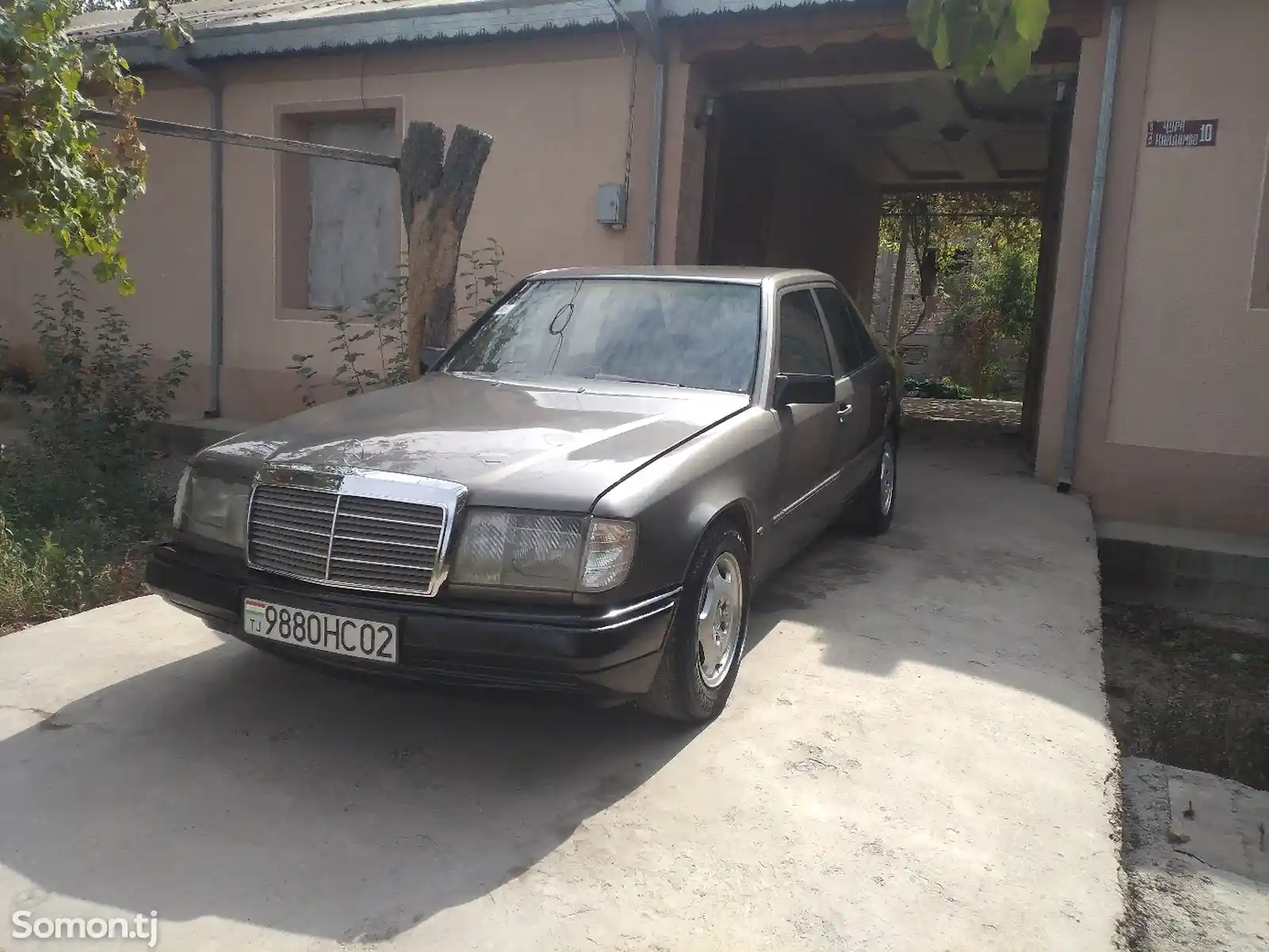 Mercedes-Benz W124, 1990-3