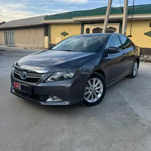 Toyota Camry, 2014