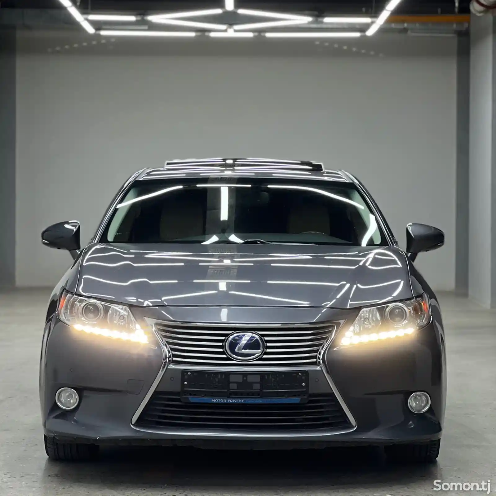 Lexus ES series, 2013-1