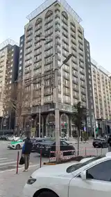 3-комн. квартира, 14 этаж, 70м², Овир-10