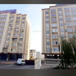 3-комн. квартира, 8 этаж, 83 м², 18 мкр