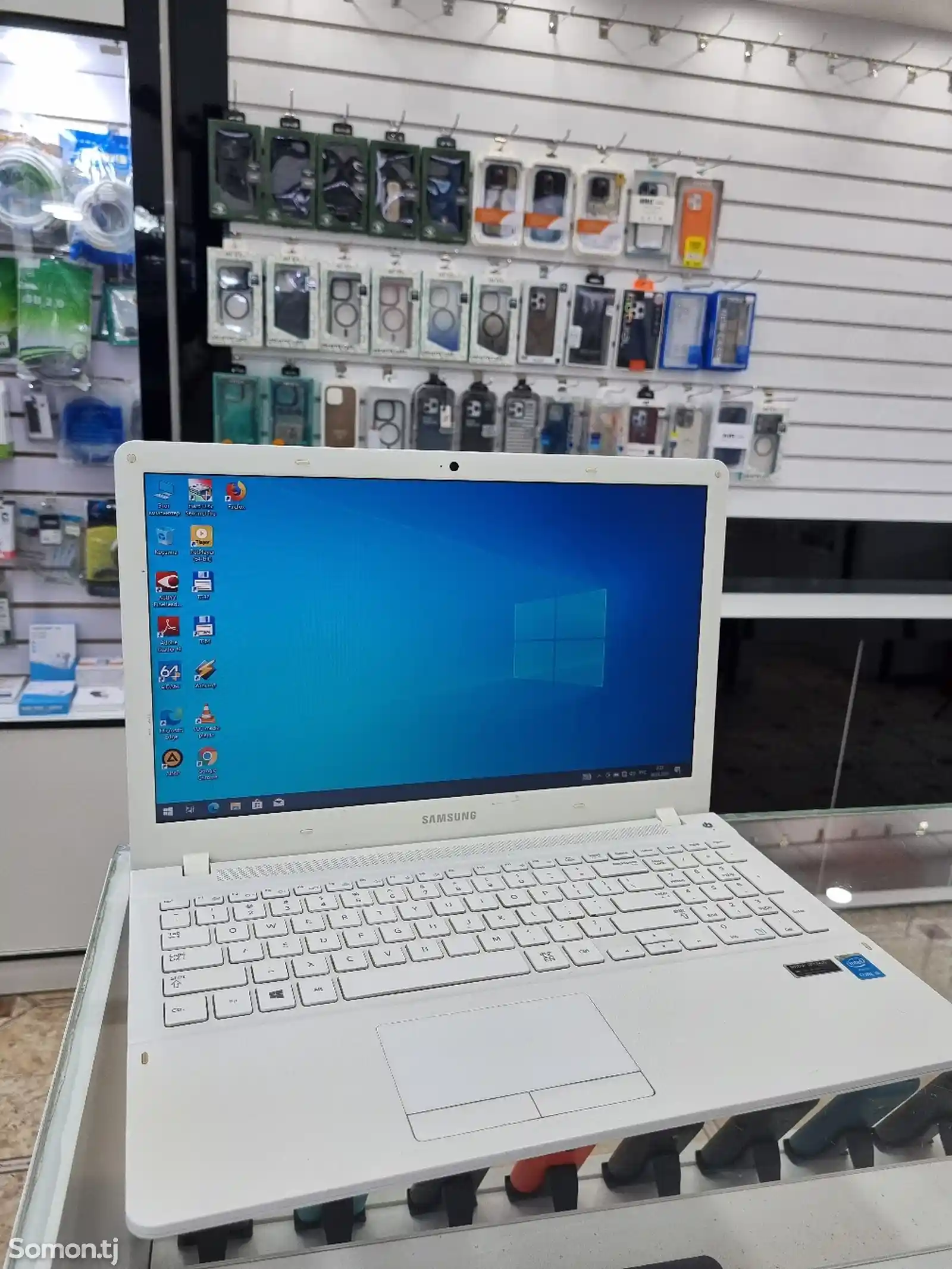 Ноутбук Samsung Core i5 White-1