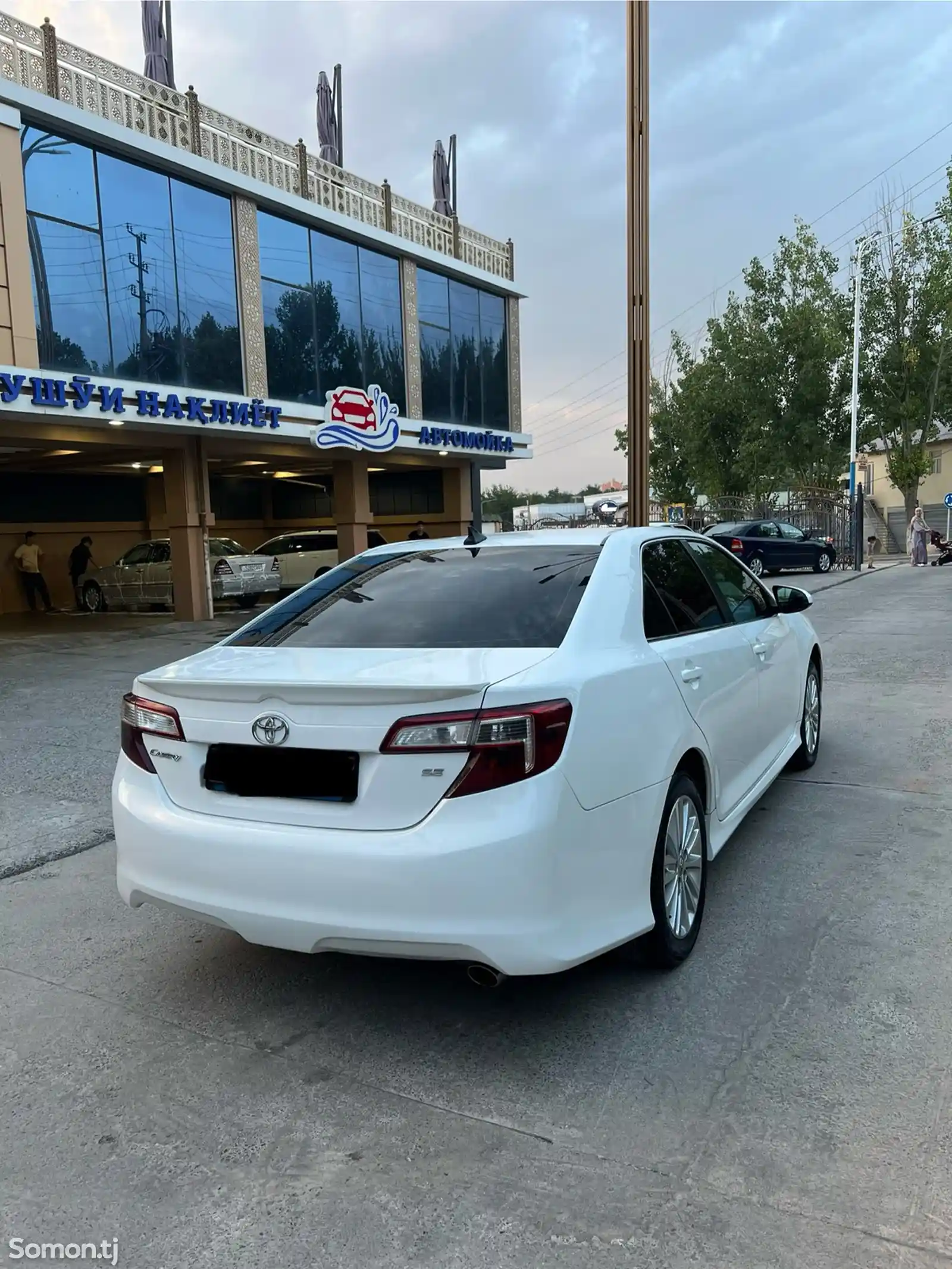 Toyota Camry, 2012-4