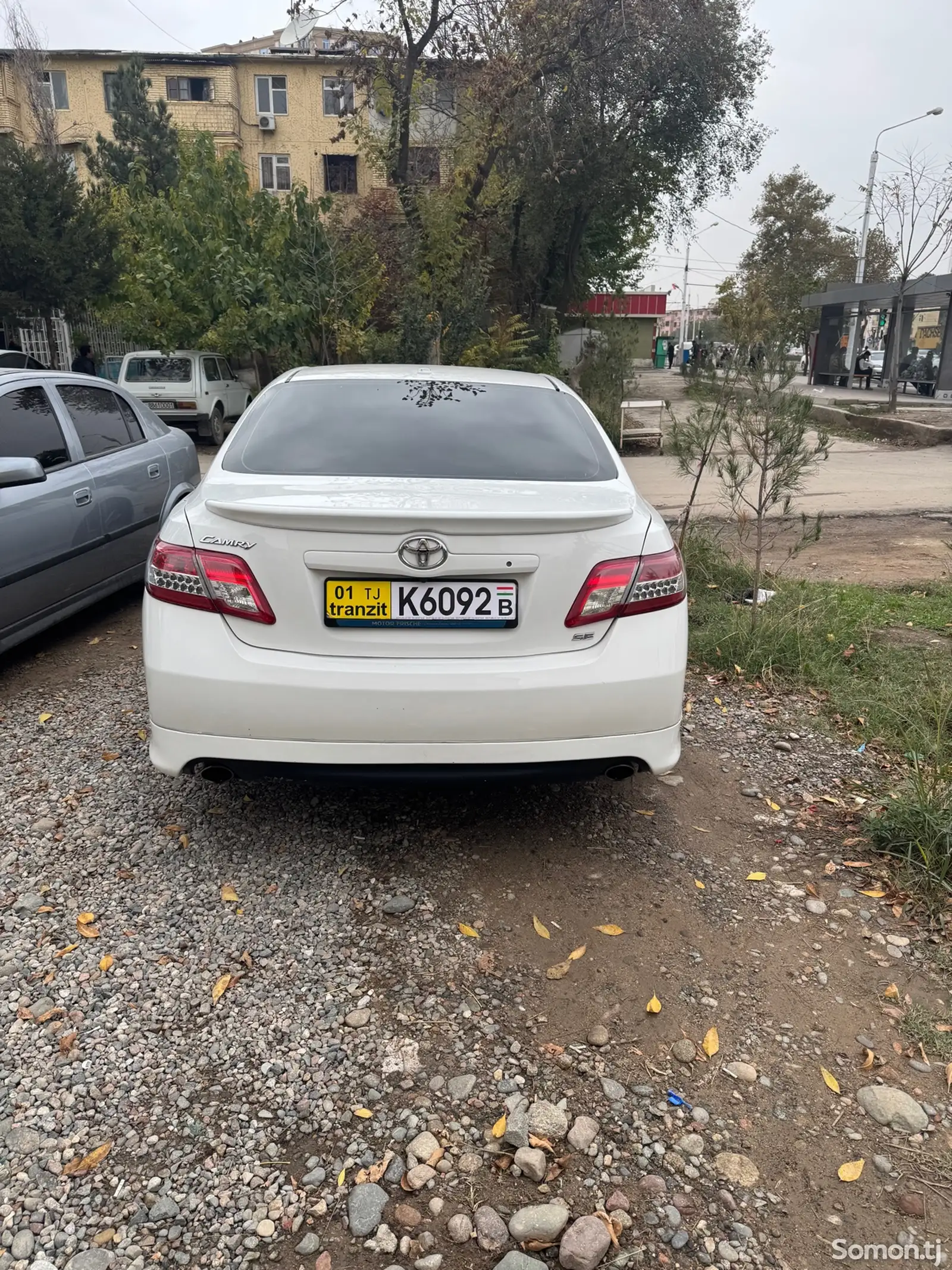 Toyota Camry, 2011-1