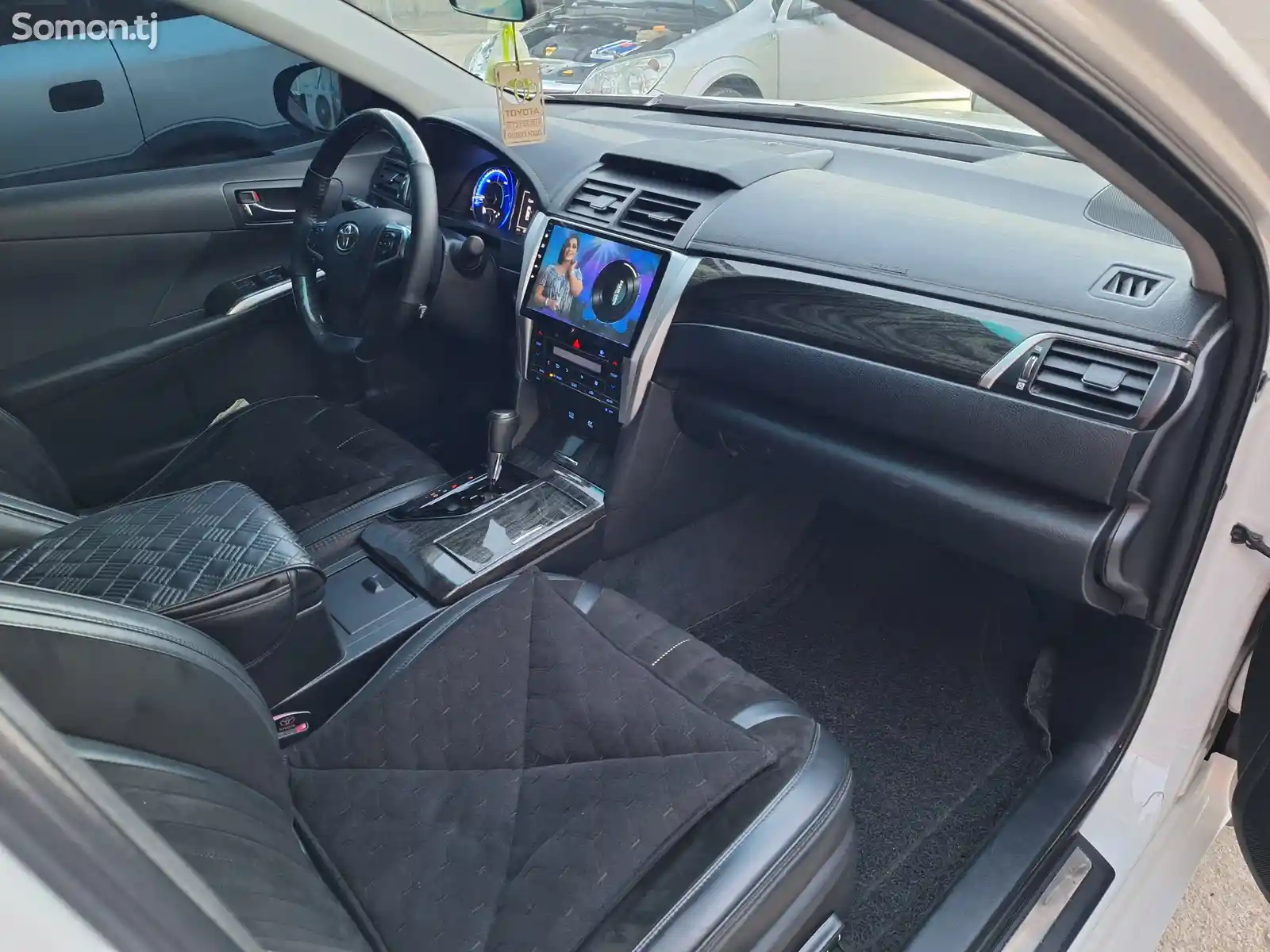 Toyota Camry, 2015-4