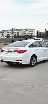 Hyundai Sonata, 2015-8