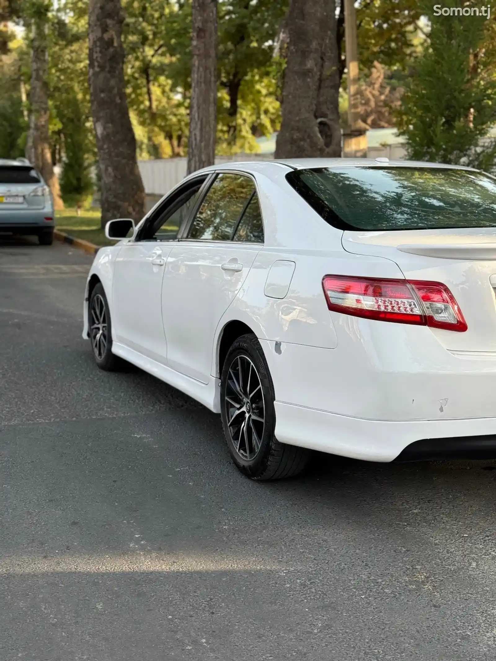 Toyota Camry, 2010-4