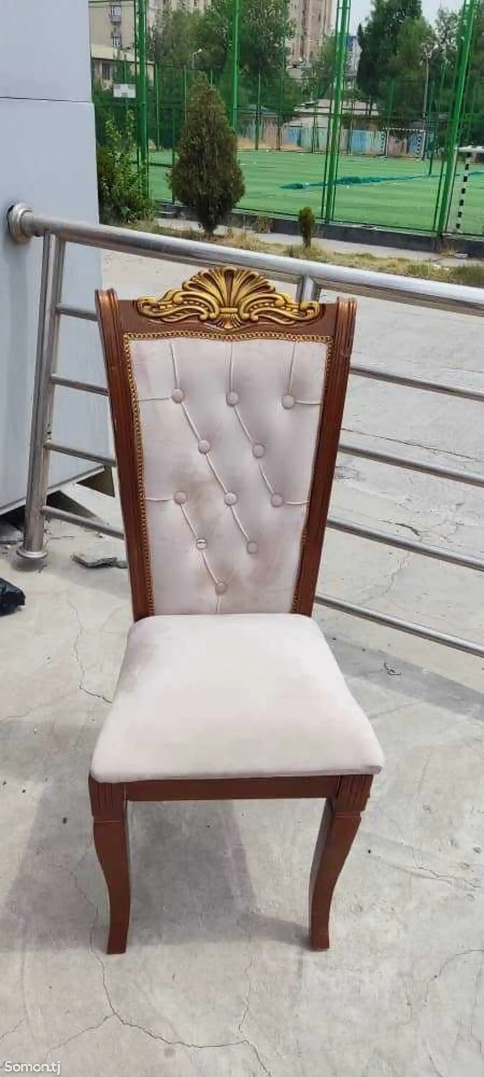 Стол и стулья на прокат-6