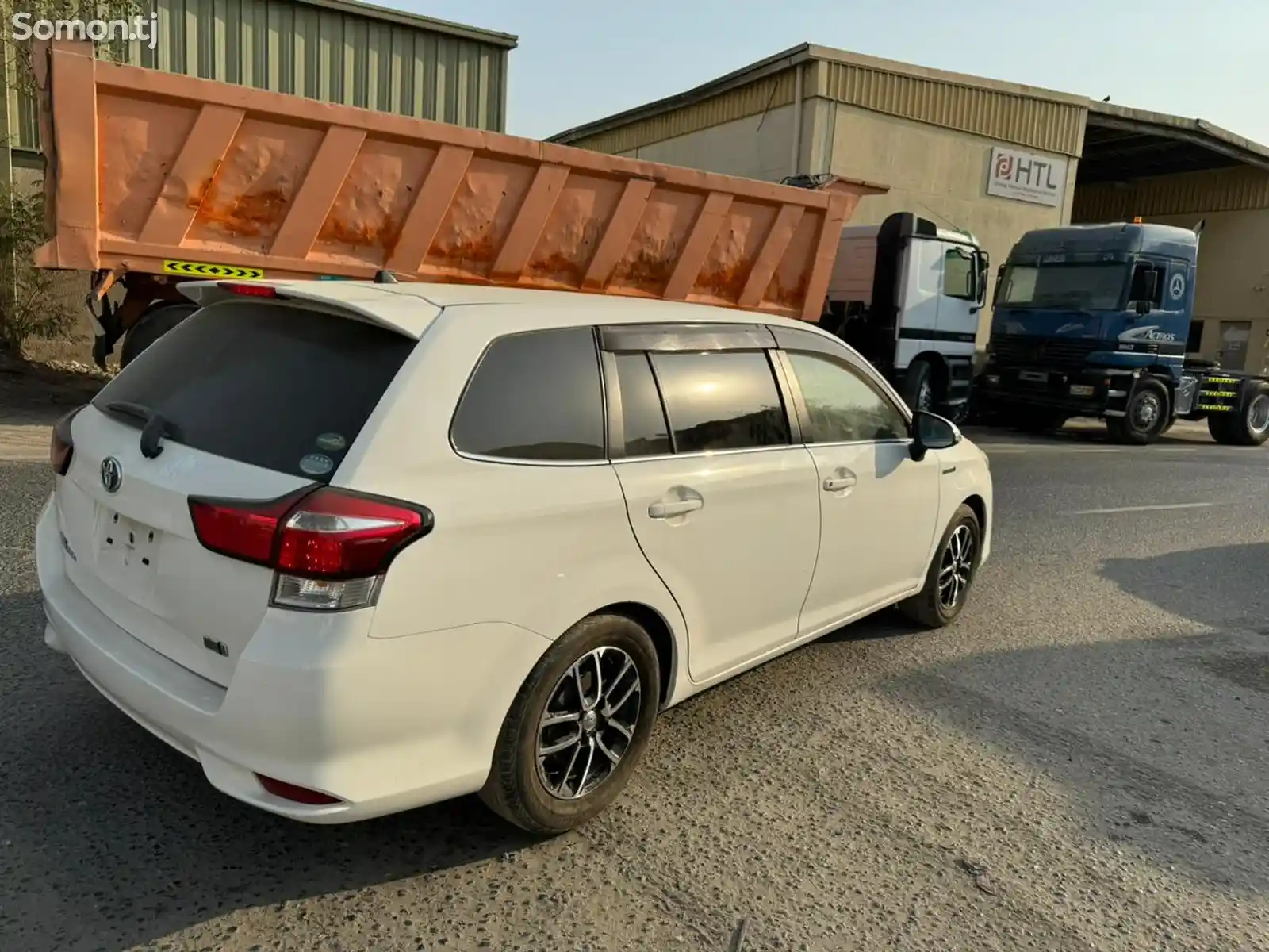 Toyota Fielder, 2015-3