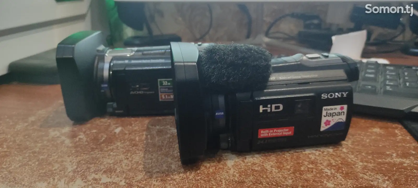 Видеокамера Sony HDR PJ 790-1