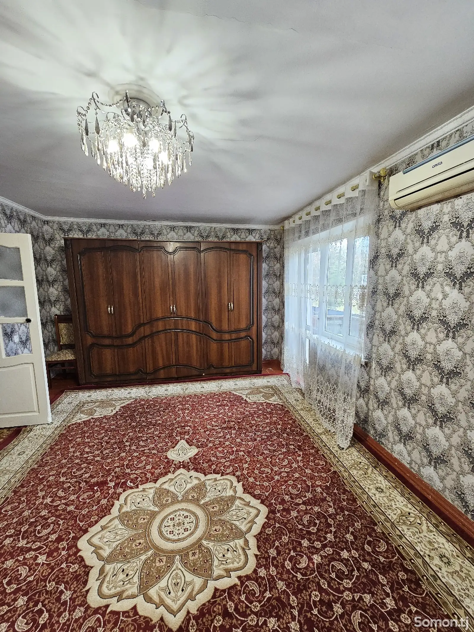 3-комн. квартира, 2 этаж, 60м², Универмаг-1