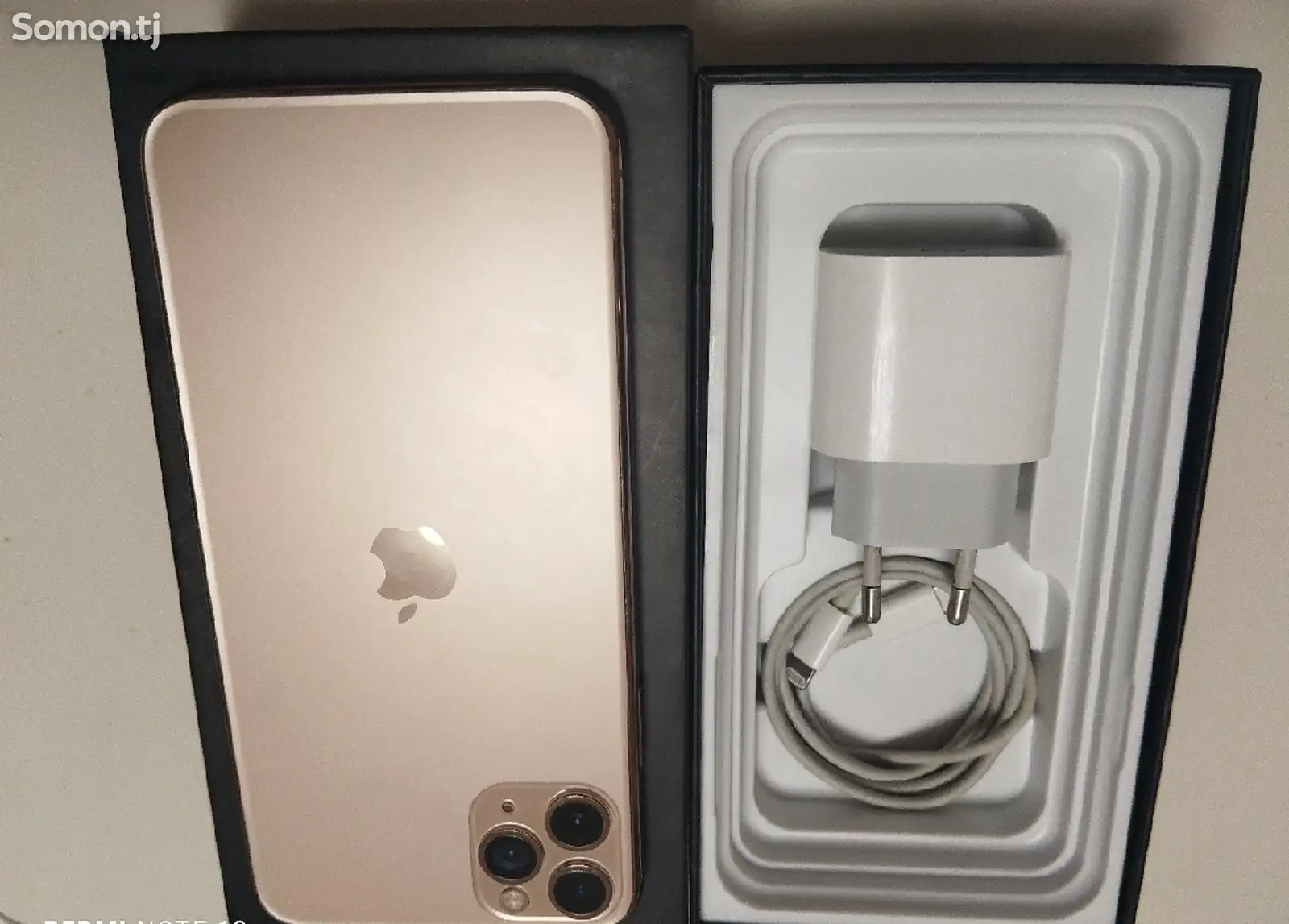 Apple iPhone 11 Pro Max 256 gb Gold-2