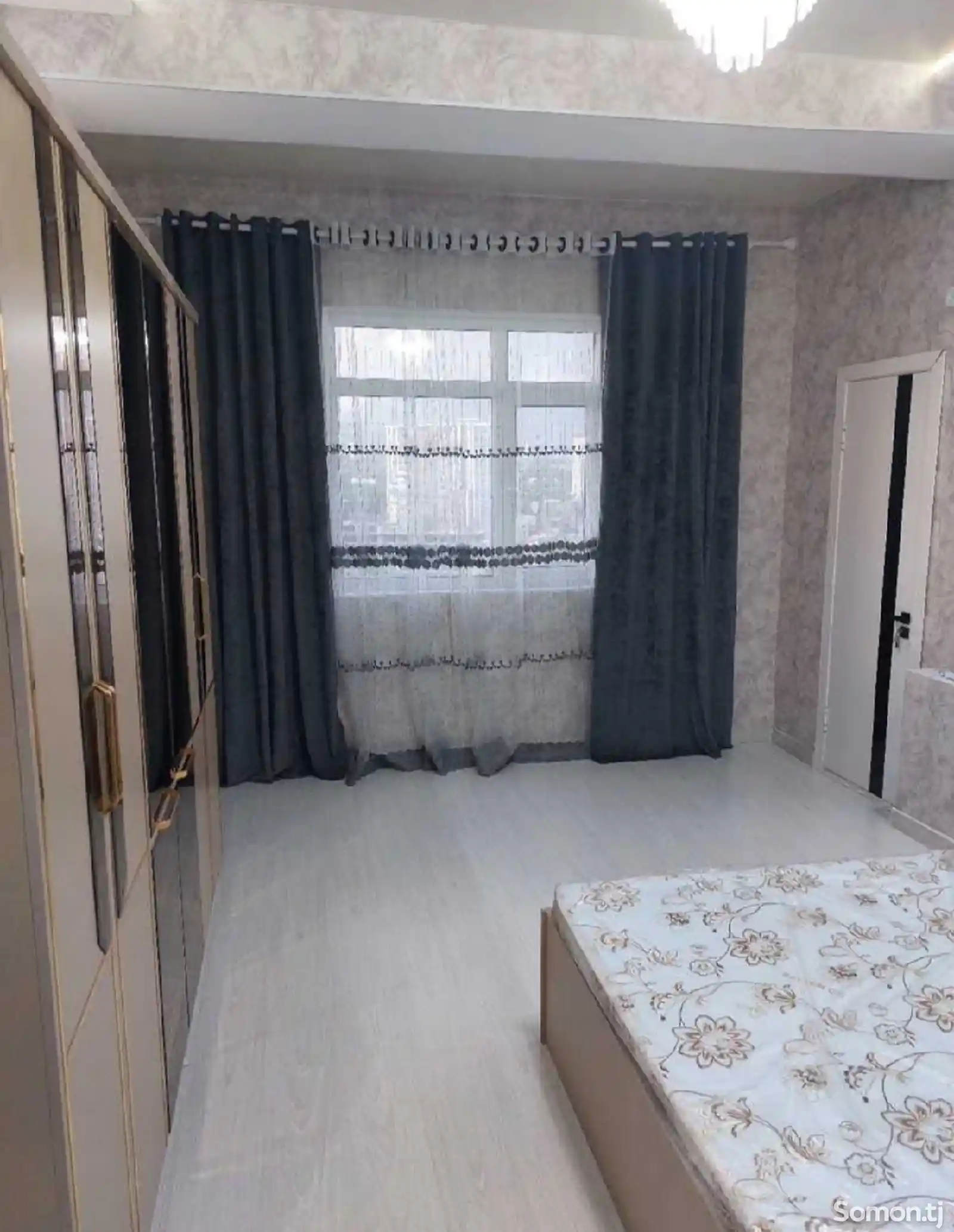 2-комн. квартира, 13 этаж, 77м², Цирк-7