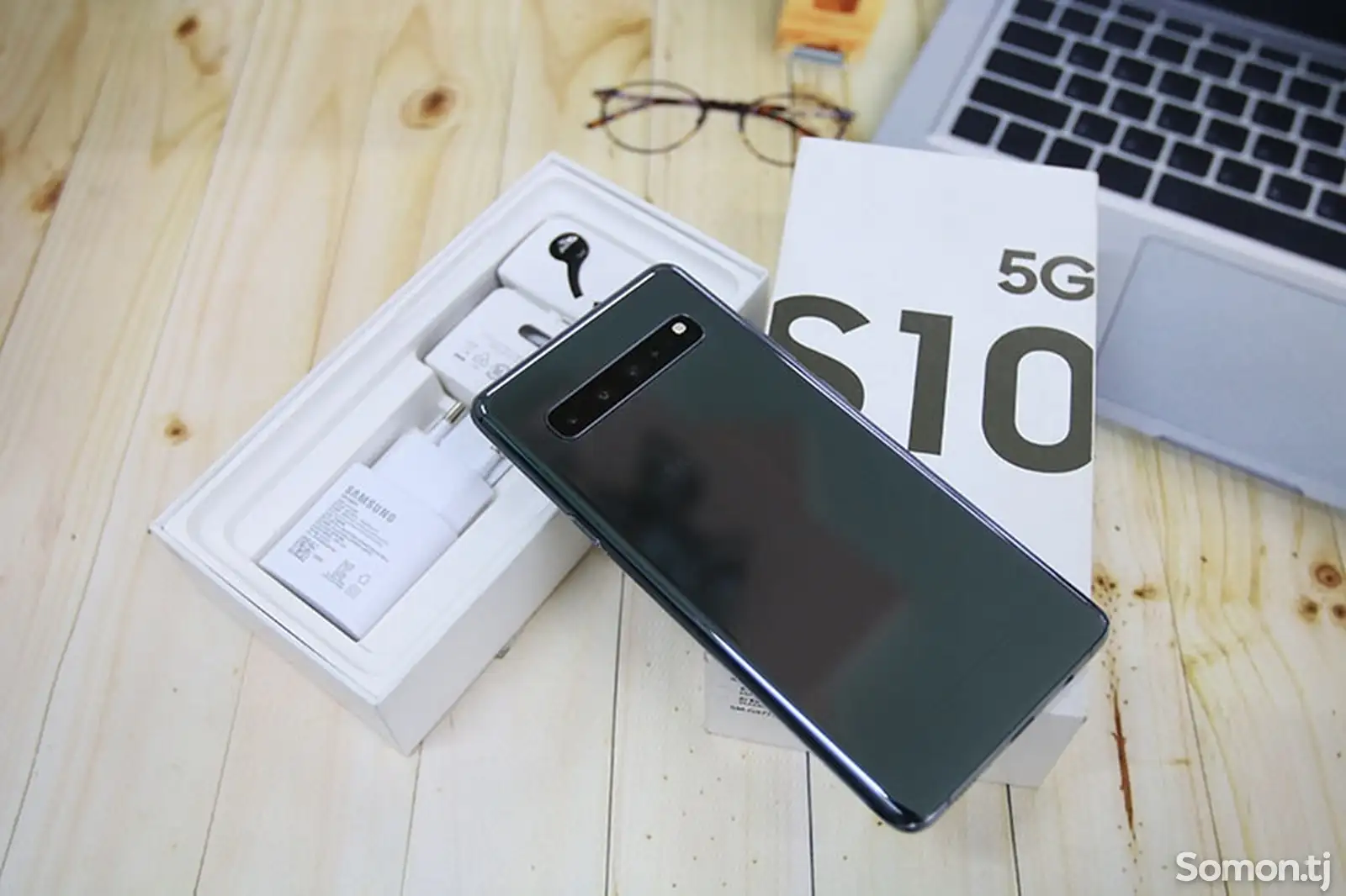 Samsung Galaxy S10 Plus 5G 8/512GB-1