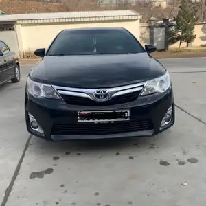 Toyota Camry, 2014