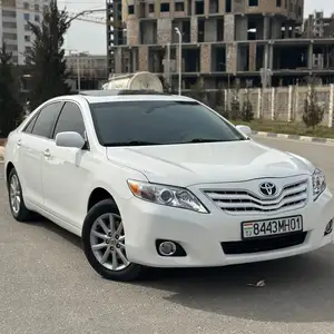 Toyota Camry, 2011