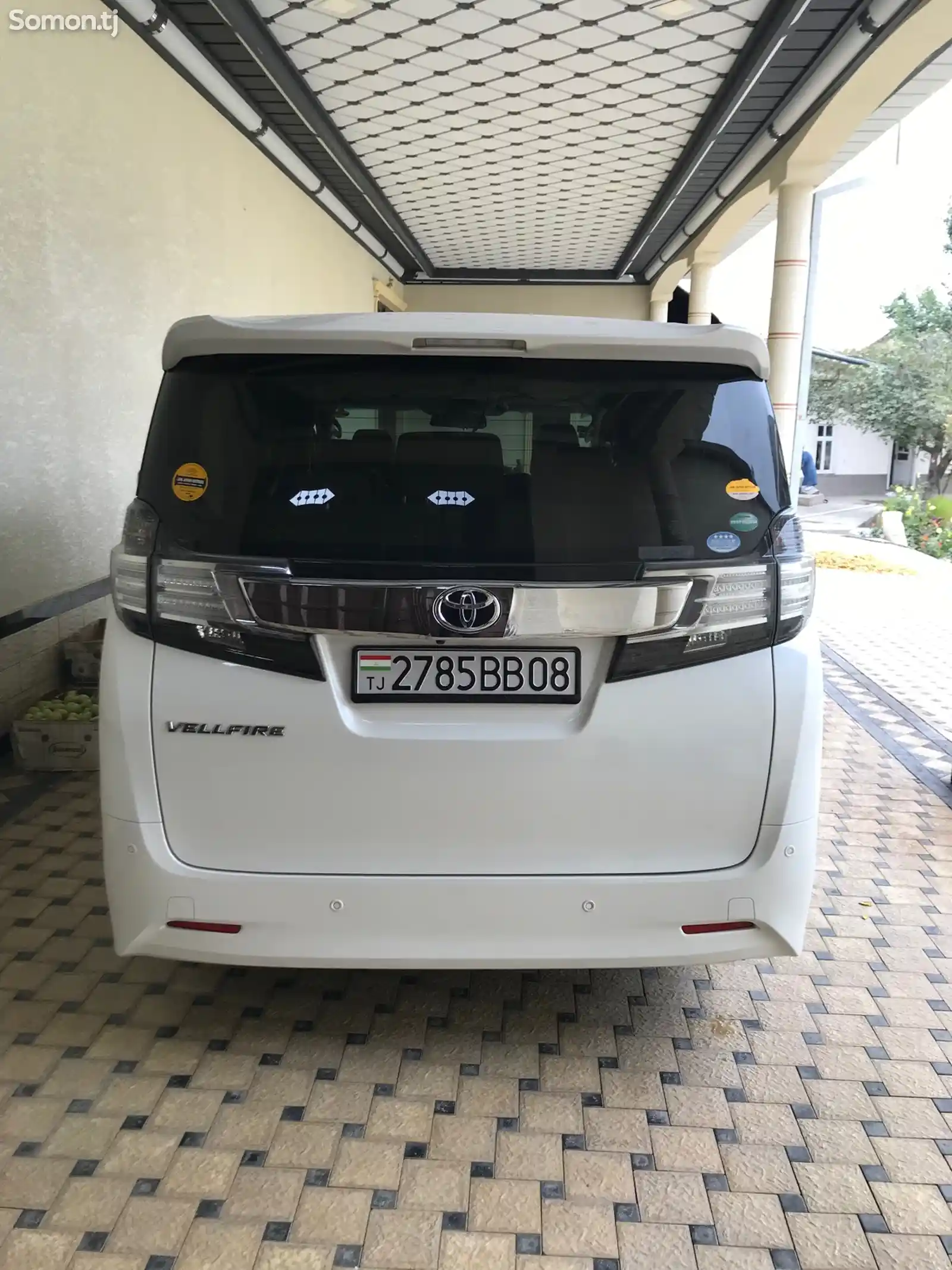 Toyota Vellfire, 2015-9