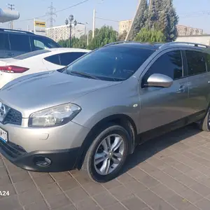 Nissan Qashqai+2, 2012