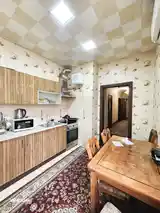 3-комн. квартира, 5 этаж, 90м², Голубой экран-10