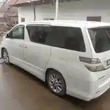 Toyota Vellfire, 2014-4