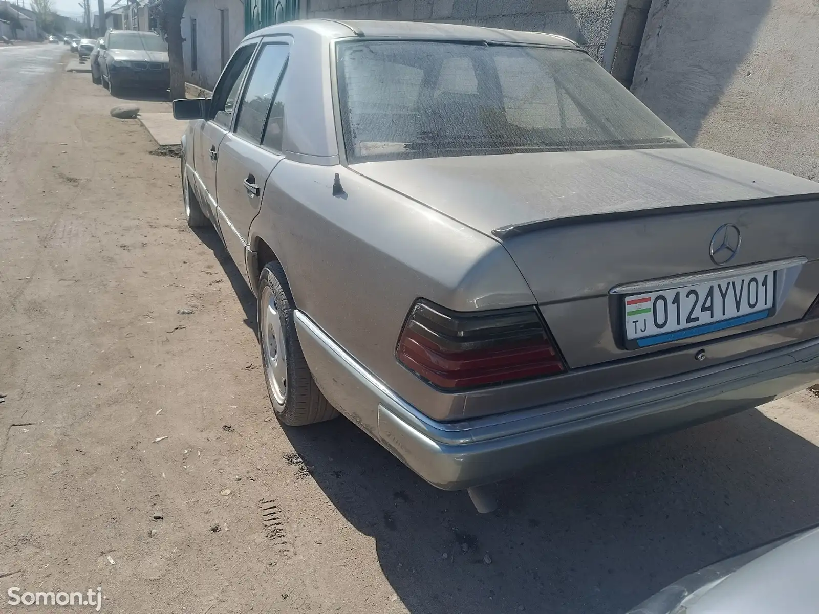 Mercedes-Benz W124, 1989-2