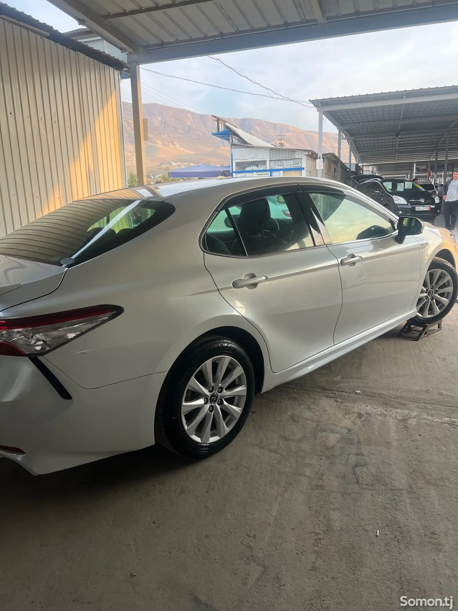 Toyota Camry, 2018-6