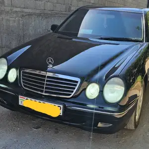 Mercedes-Benz E class, 2000