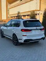 BMW X7, 2024-3