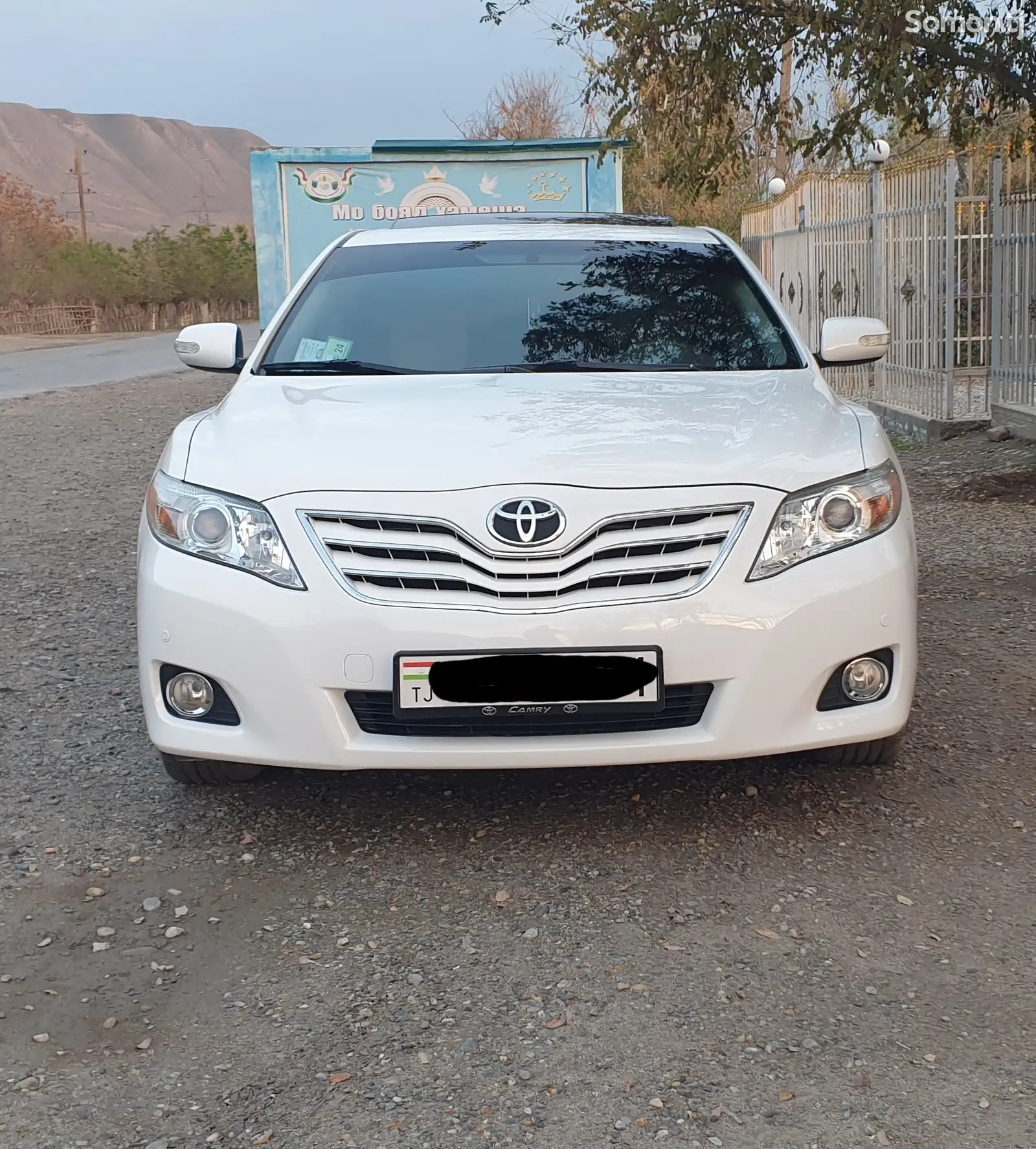 Toyota Camry, 2011-1