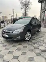 Opel Astra J, 2010-2