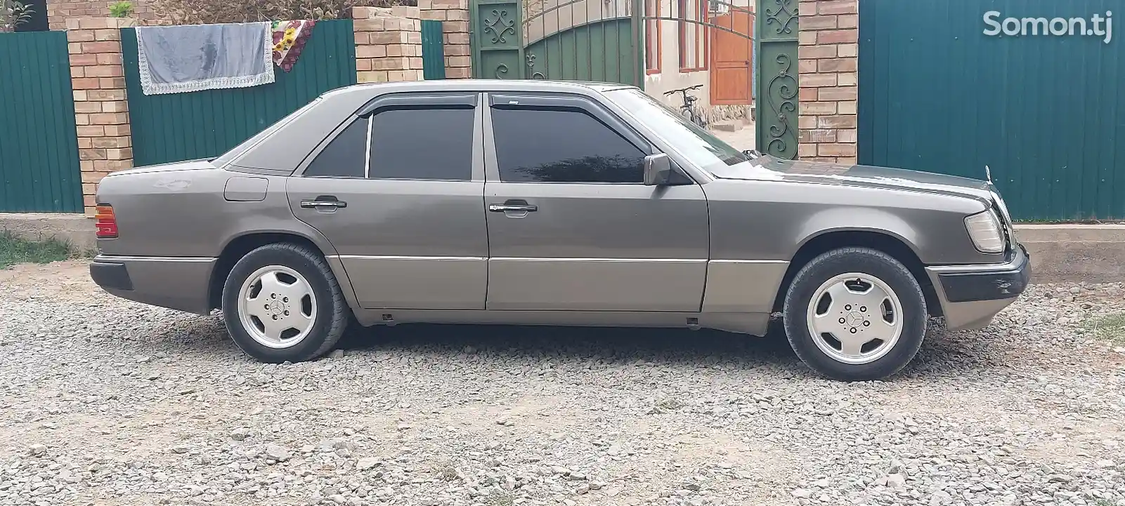 Mercedes-Benz W124, 1991-1