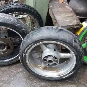 Колеса от мотоцикла Kawasaki
