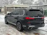 BMW X7, 2021-4