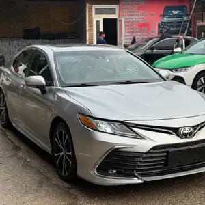 Toyota Camry, 2019