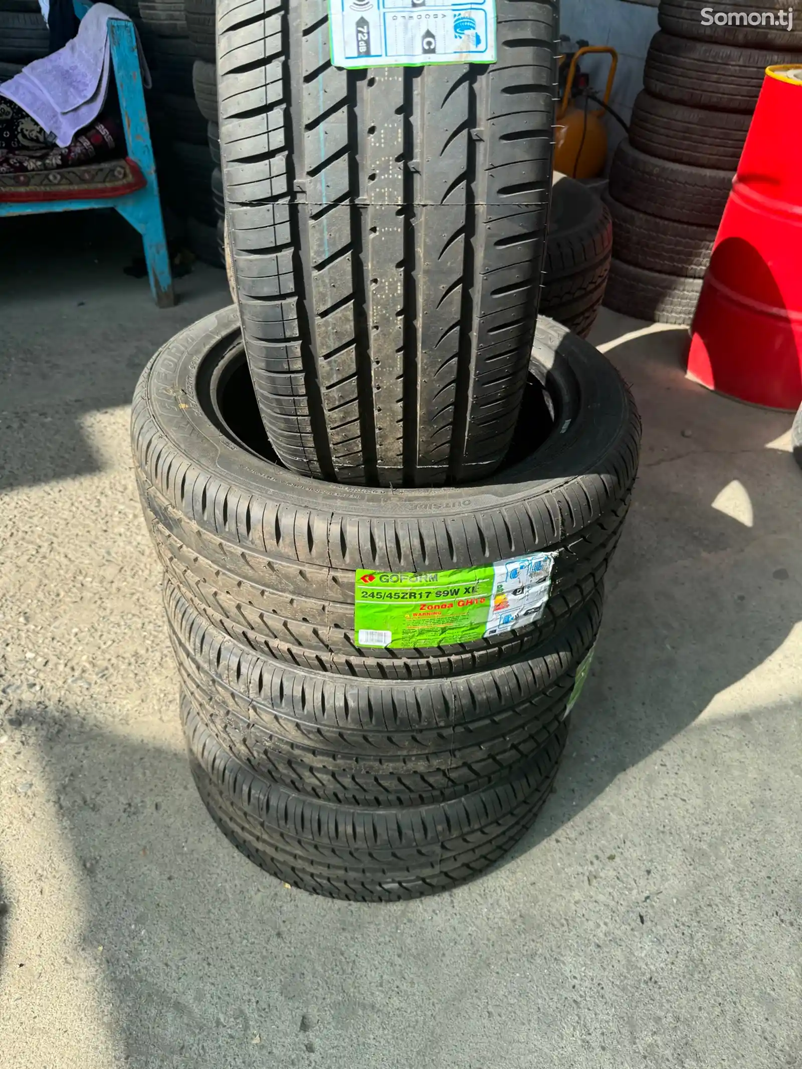 Покрышки 245/45R17-2