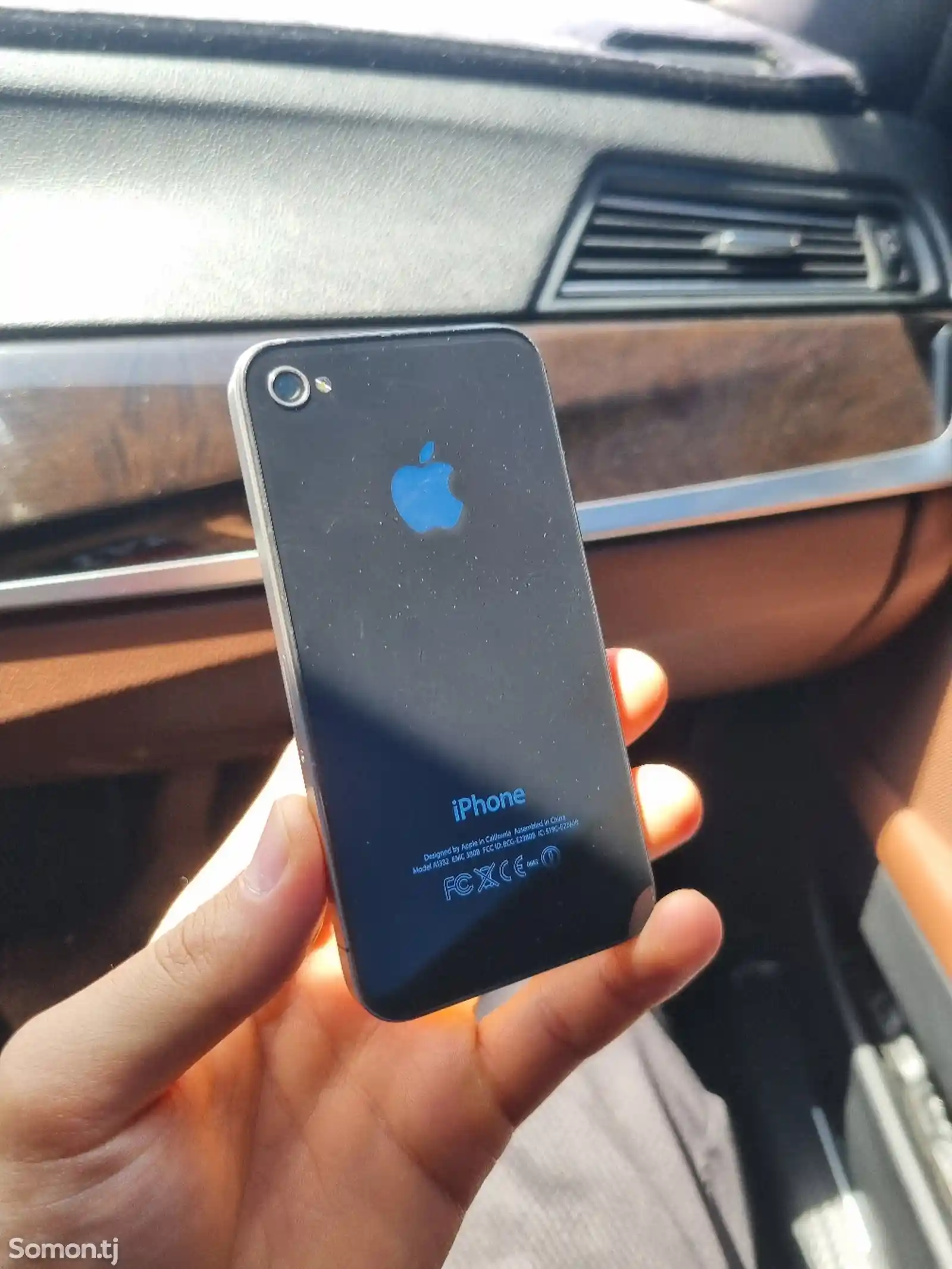 Apple iPhone 4, 8 gb-4