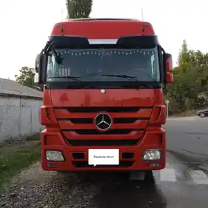 Седельный тягач Mercedes-Benz Actros,2011