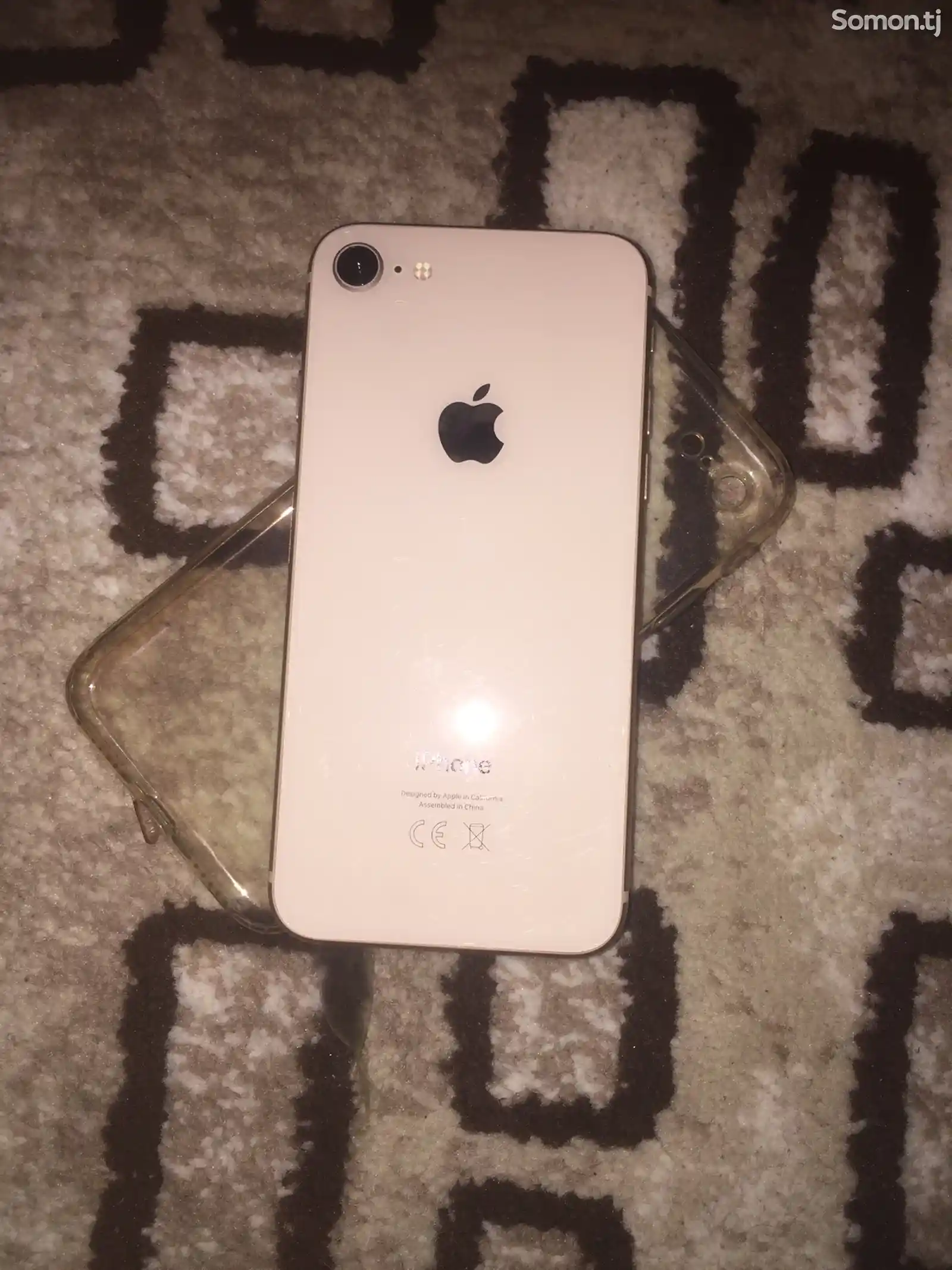 Apple iPhone 8, 64 gb, Gold-2