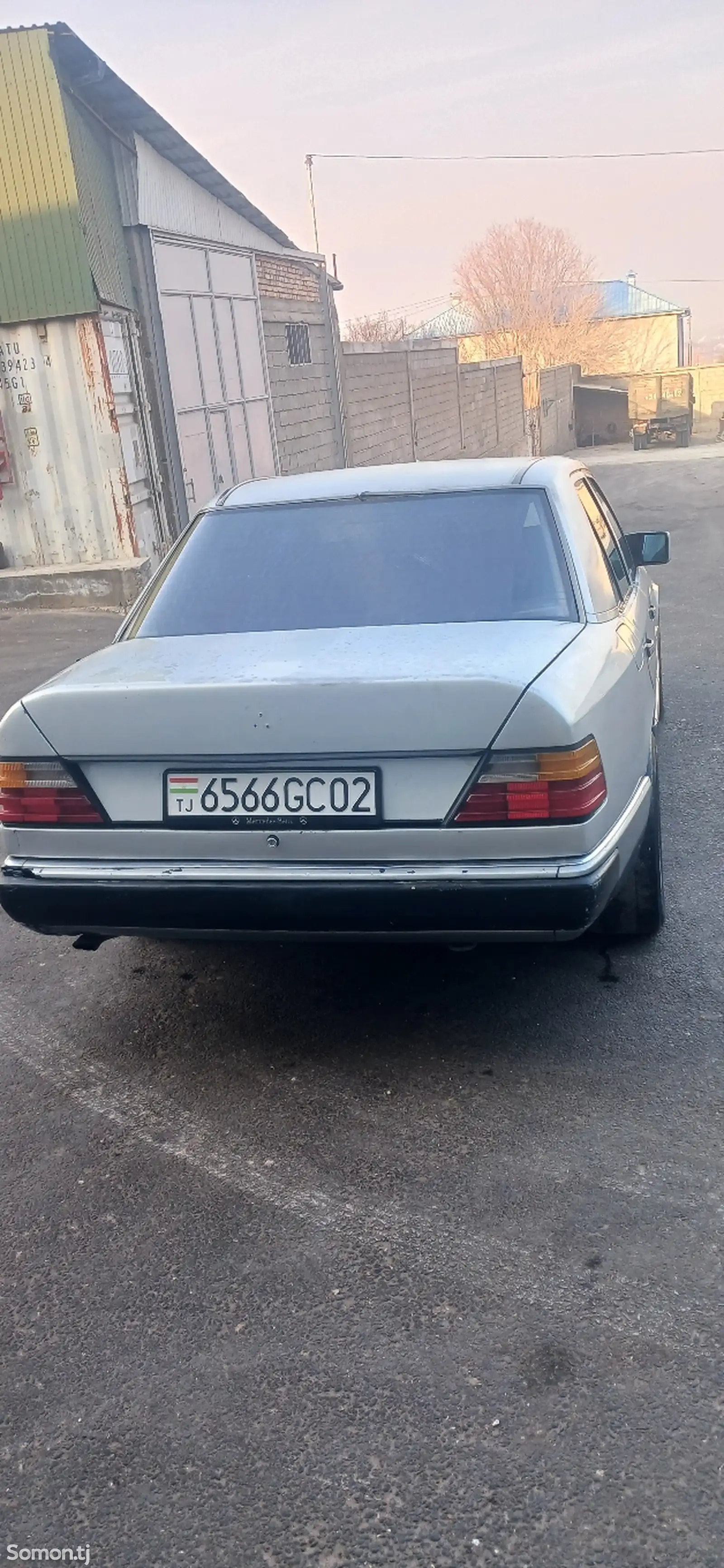 Mercedes-Benz W124, 1992-1