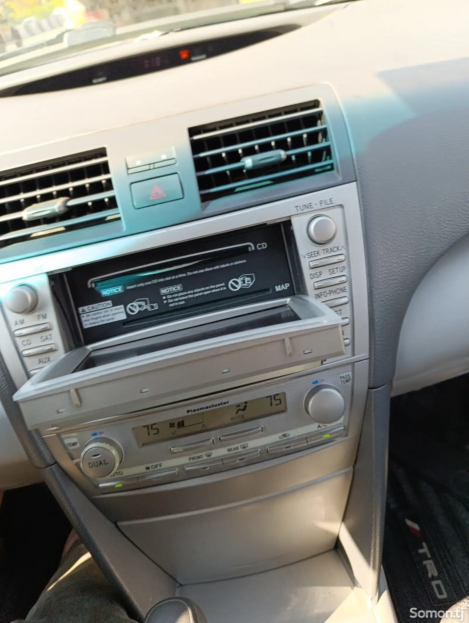 Монитор от Toyota Camry 2 JBL Bluetooth-4