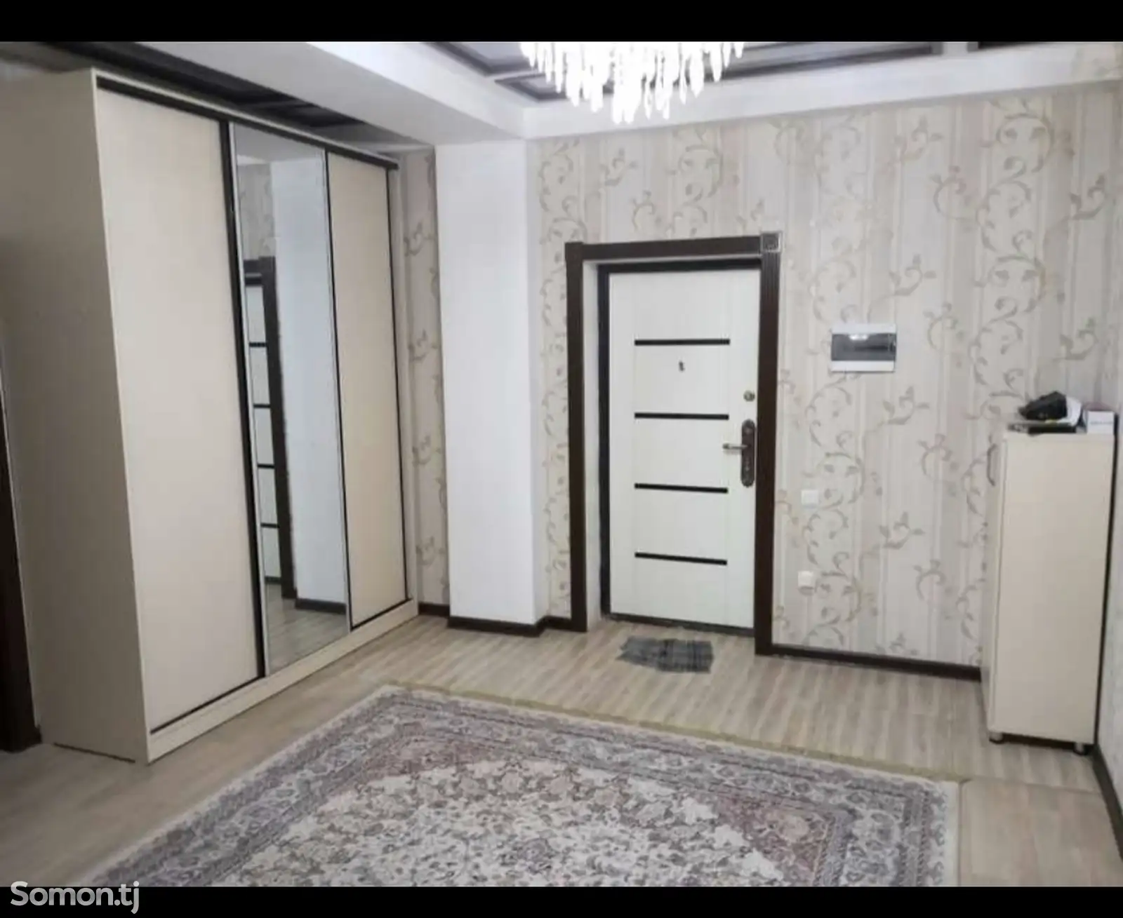 3-комн. квартира, 3 этаж, 110м², Карамова-1