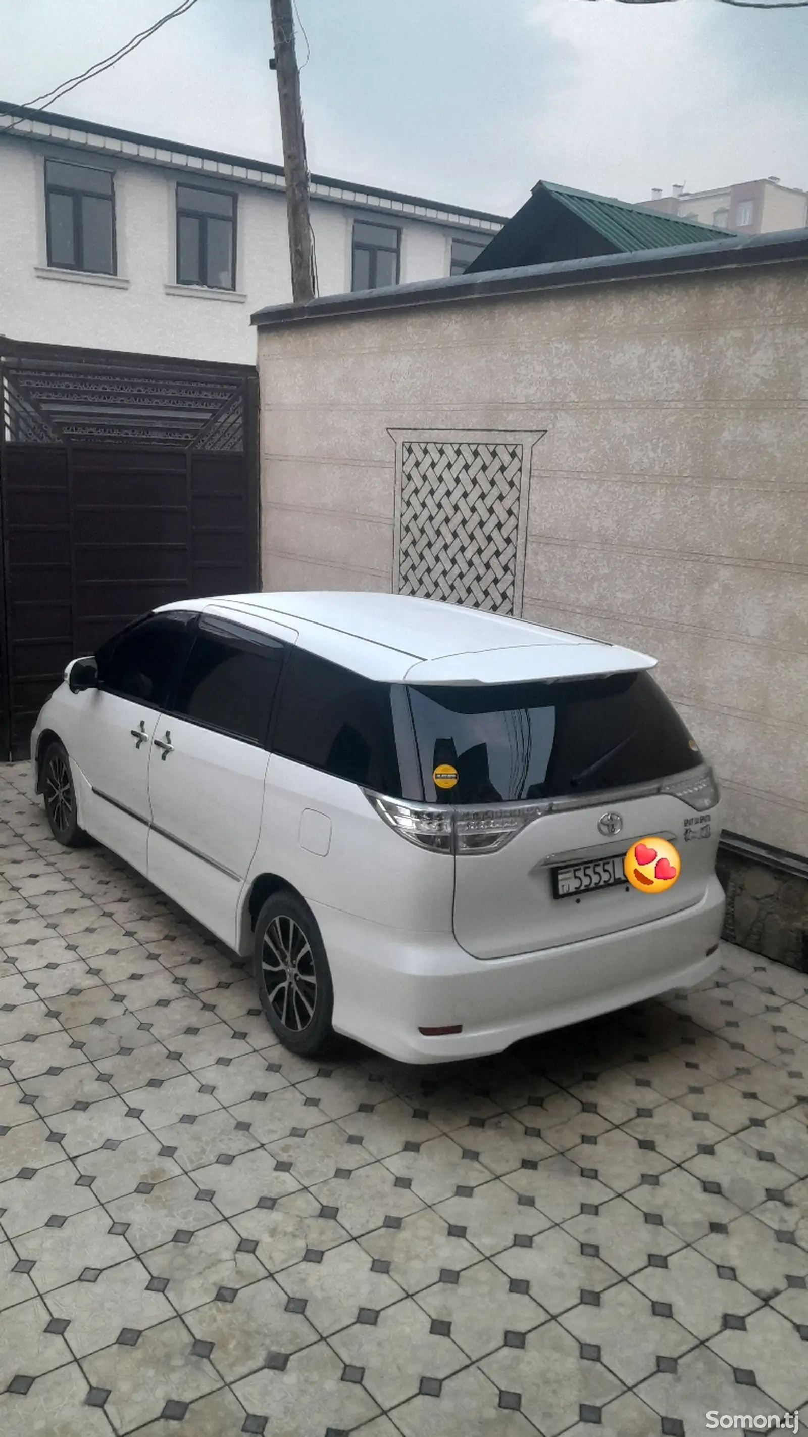 Toyota Estima, 2015-1