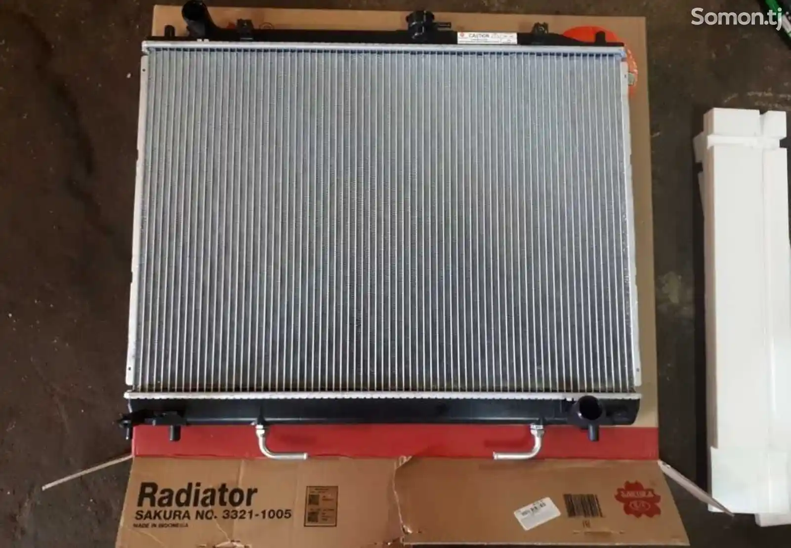 Радиатор для Mitsubishi-1