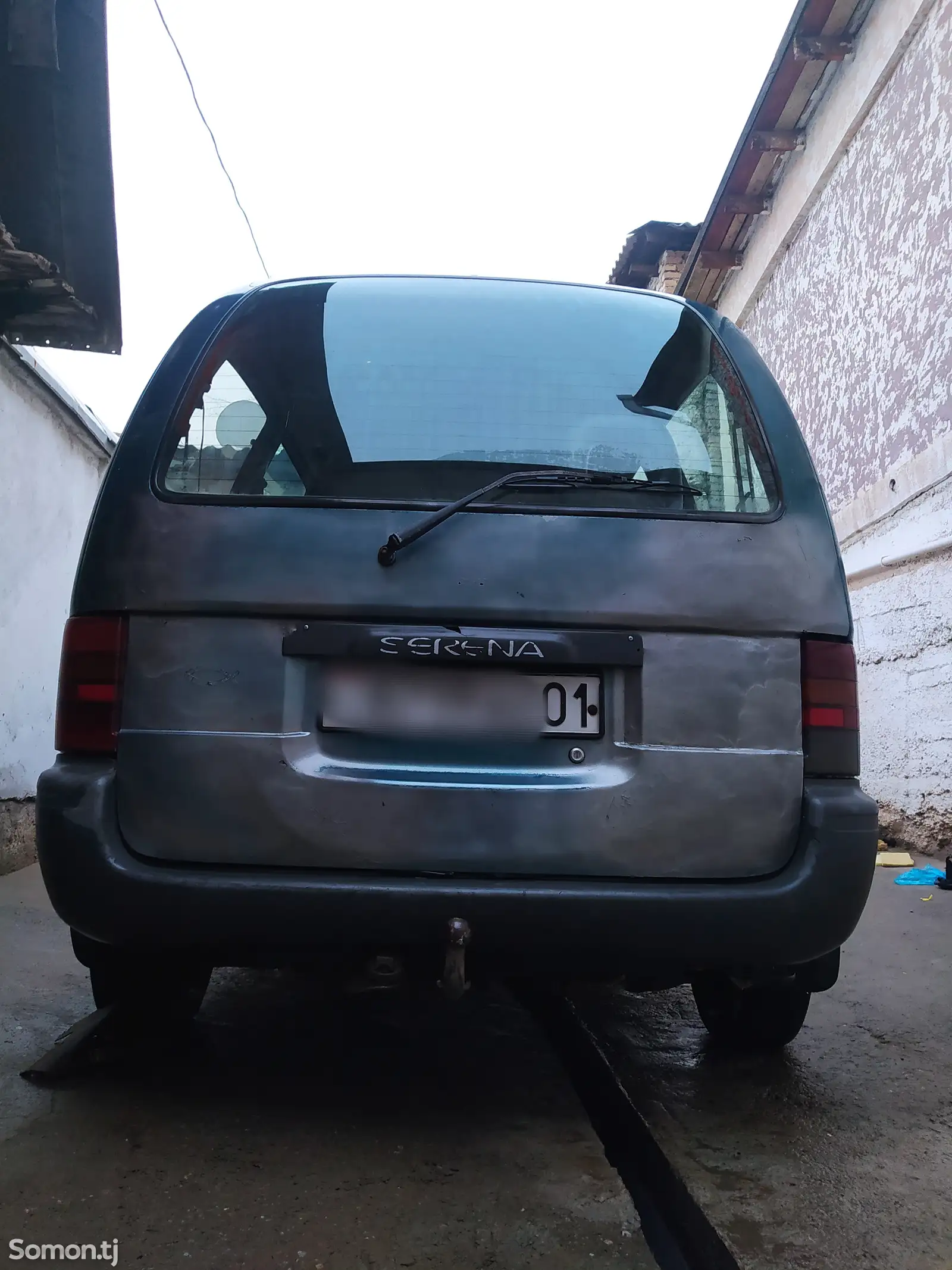 Nissan Serena, 1996-1