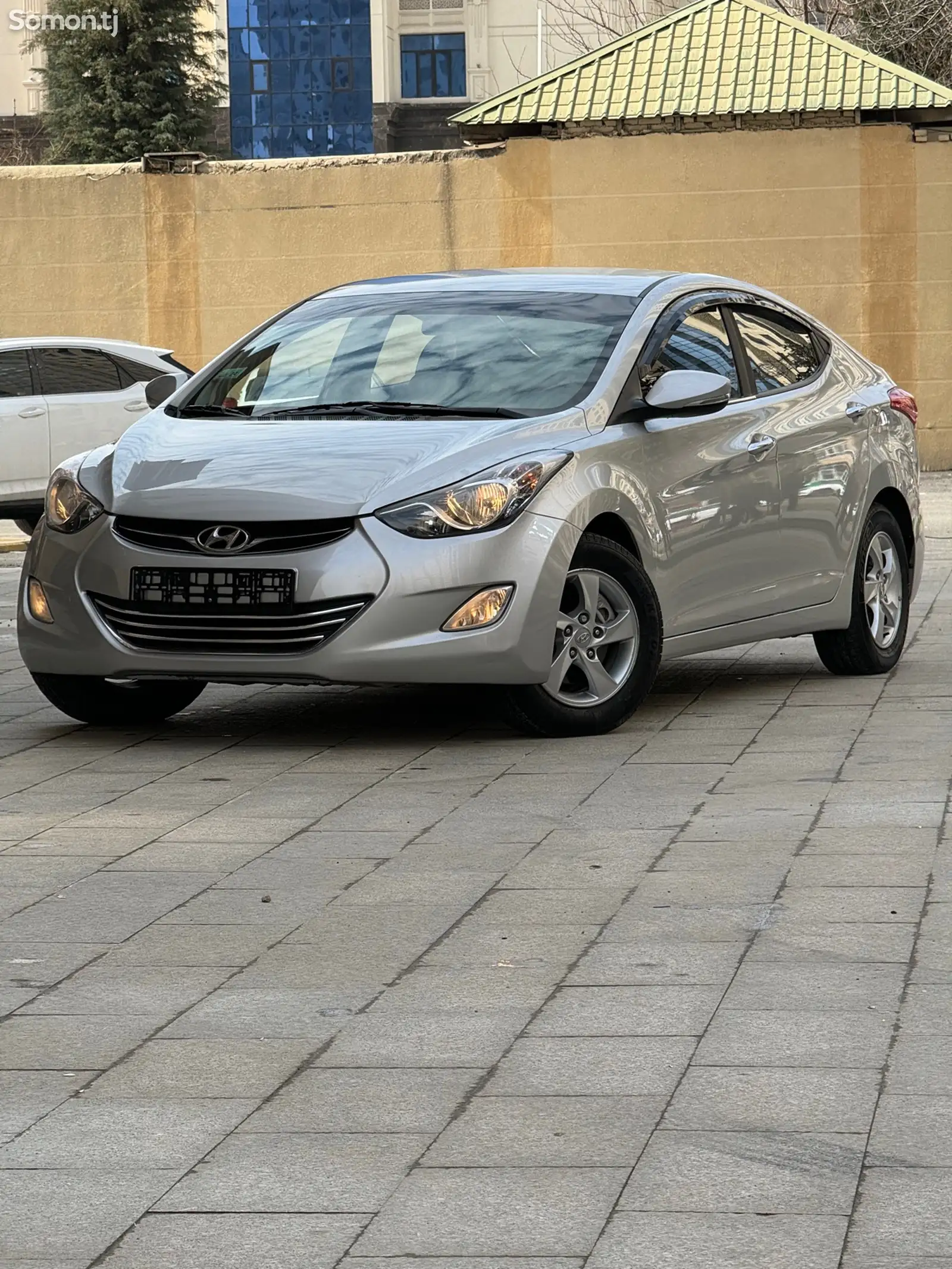 Hyundai Avante, 2011-1