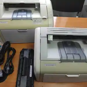 Принтер черно белый HP 1021 картридж FX-10