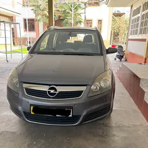 Opel Zafira, 2007