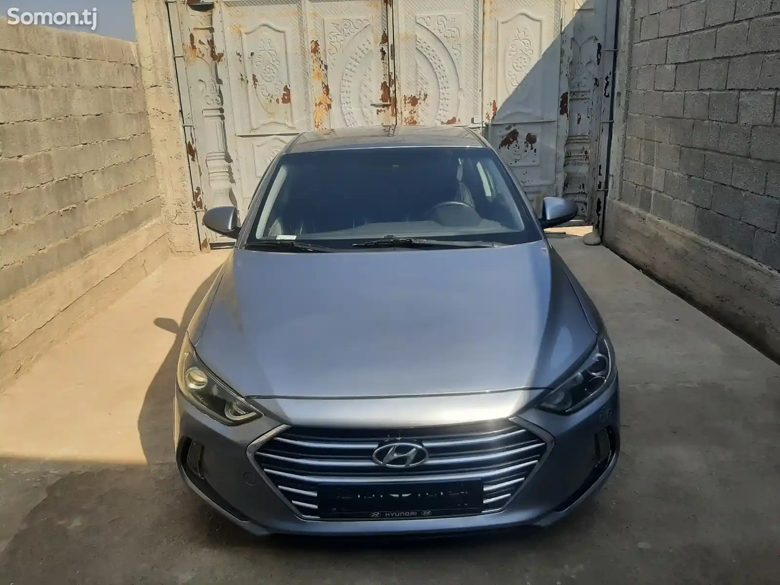 Hyundai Elantra, 2017-6