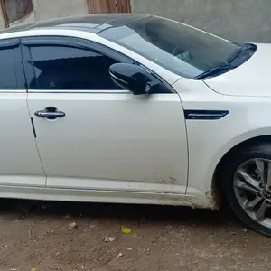 Kia K5, 2013